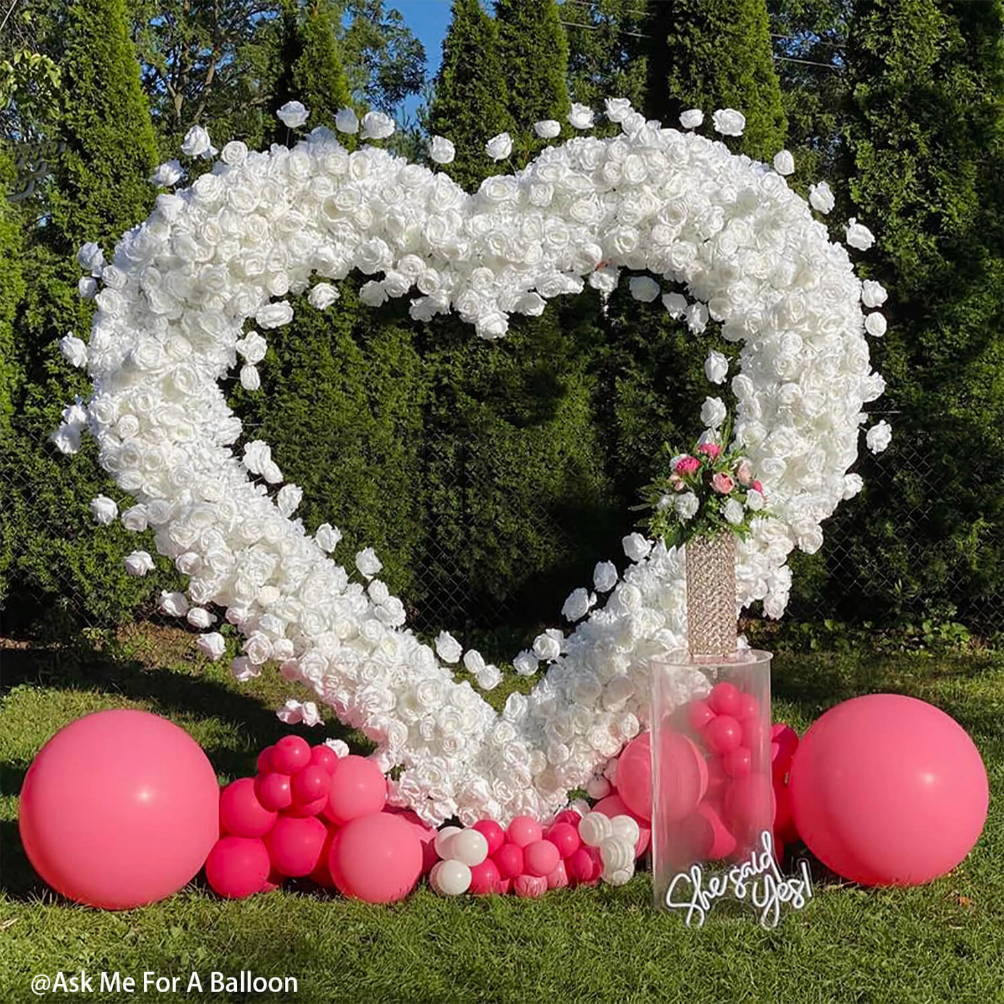 8ft White Rose Flower Wall Romantic Atmosphere Heart Shaped Wedding Decoration Indoor-ubackdrop