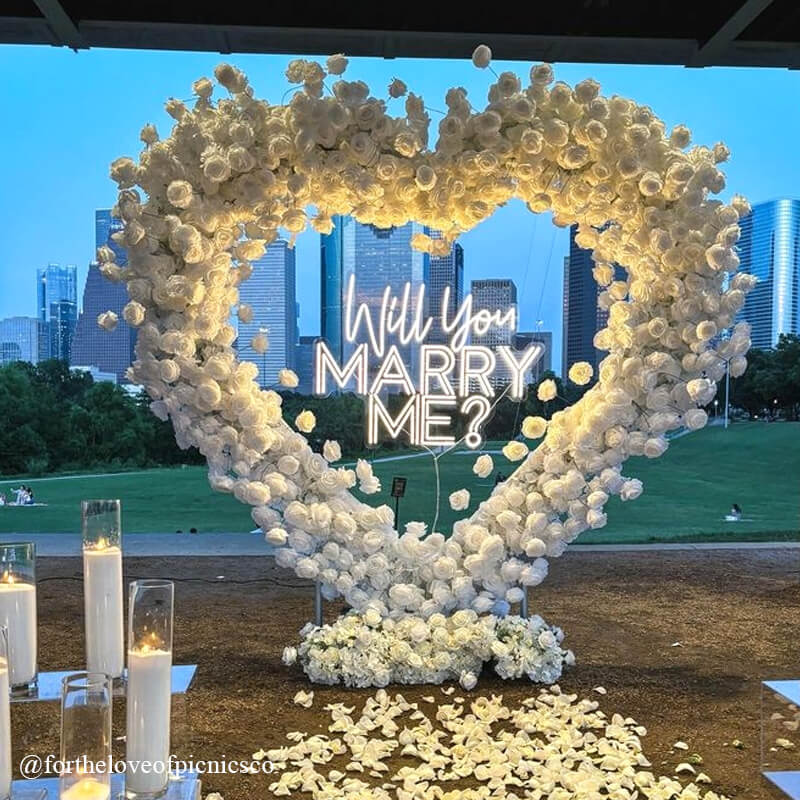 8ft White Rose Flower Wall Romantic Atmosphere Heart Shaped Wedding Decoration Indoor-ubackdrop