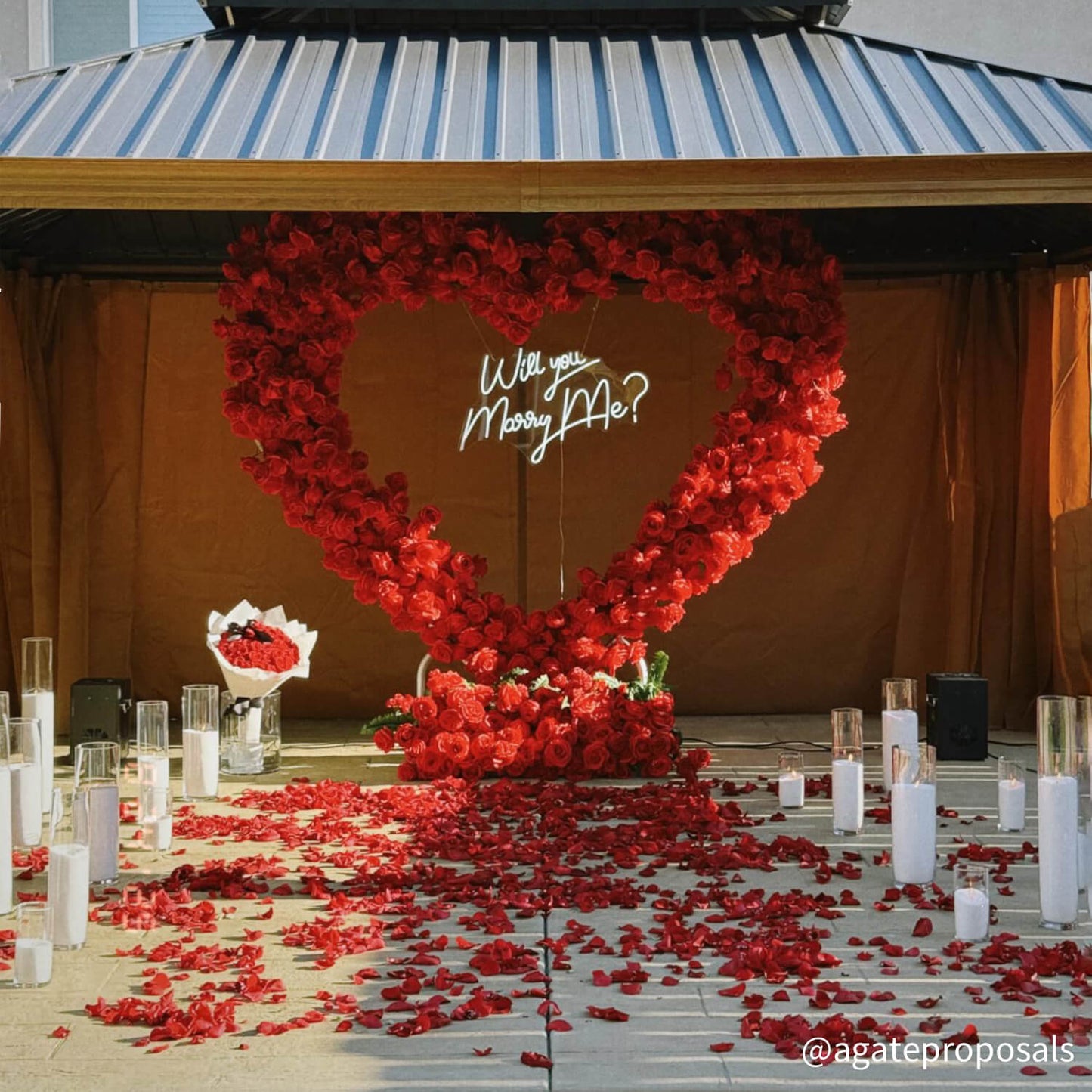 8ft Romantic Atmosphere Heart Shaped Red Rose Flower Wall Wedding Decoration Indoor-ubackdrop