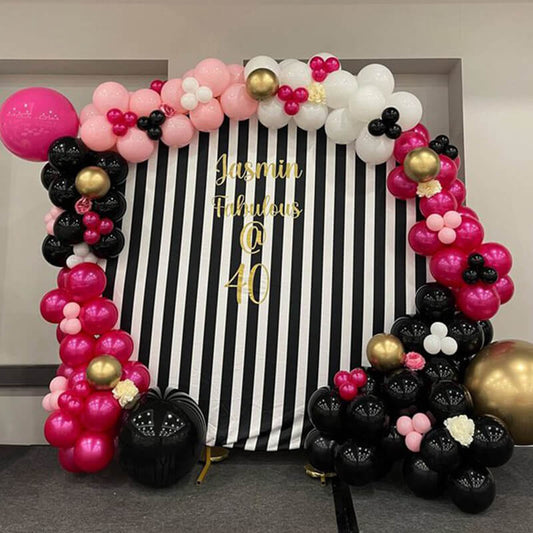 Black and White Stripes Round Backdrop-ubackdrop