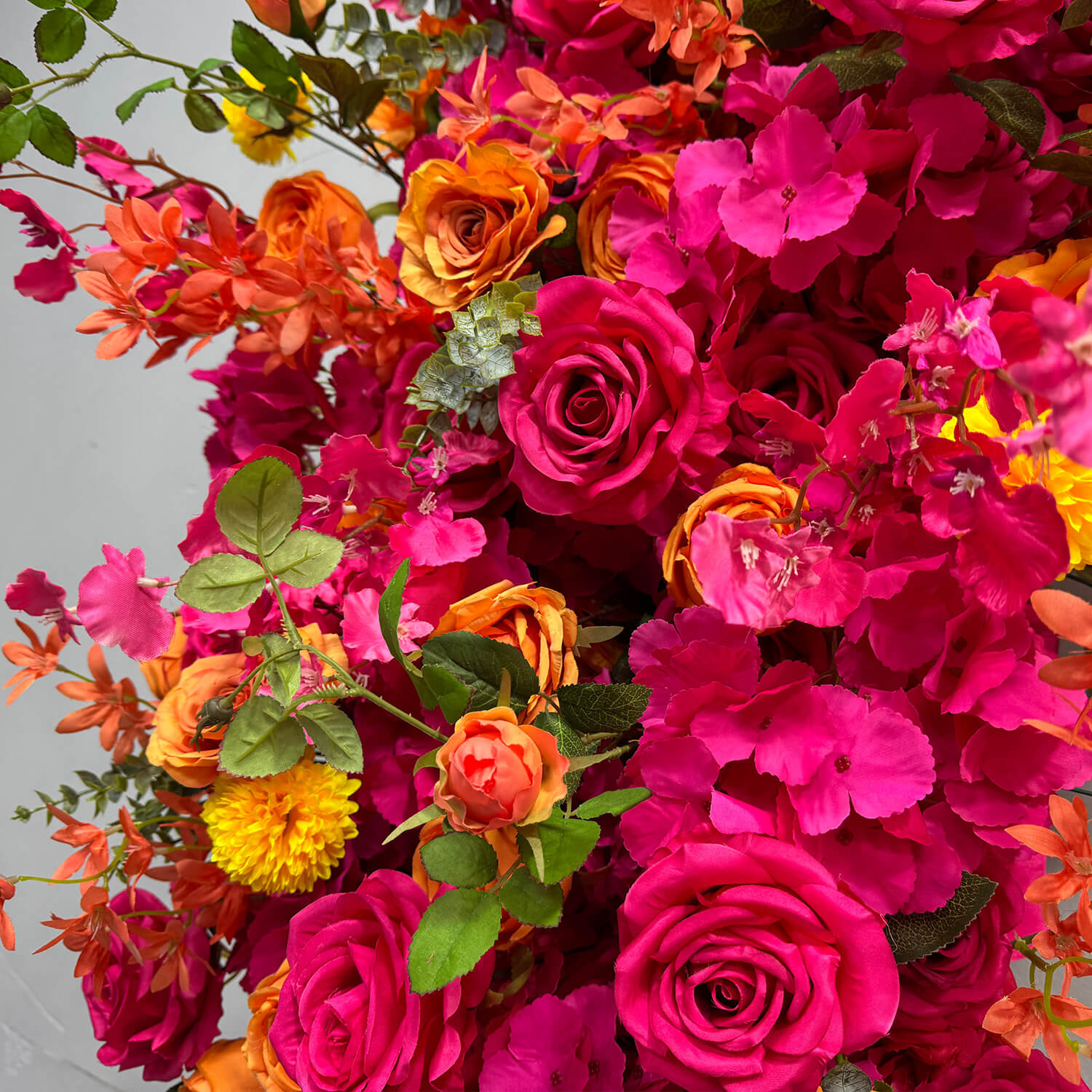 Hot Pink Heart Shaped Flower Wall Wedding Decoration-ubackdrop