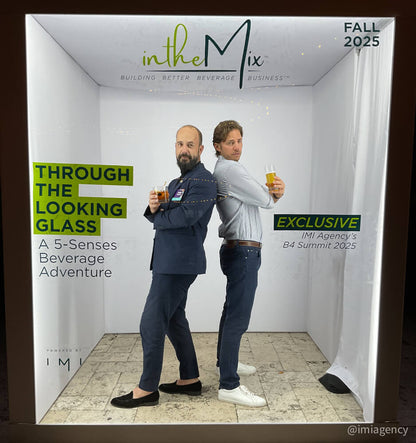 6.5x7.5ft Magazine Photo Booth Party Photo Box