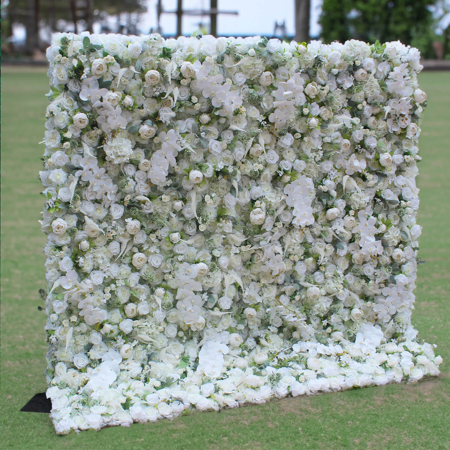 Luxury Wedding Champagne Rose Fabric Flower Wall Backdrop looks romantic and pure-ubackdrop