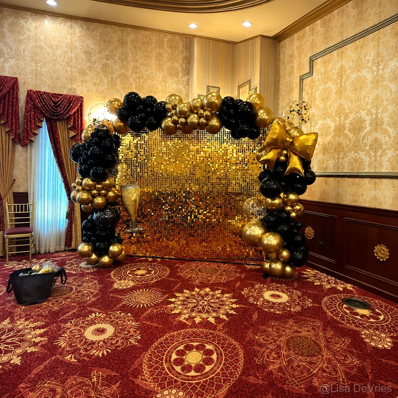 gold-shimmer-wall-black-balloon-party-backdrop-decor