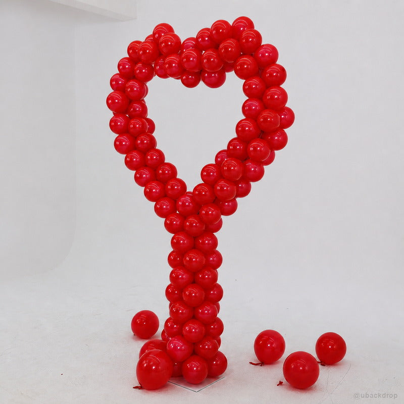 Red heart balloon sculpture valentine party photo backdrop