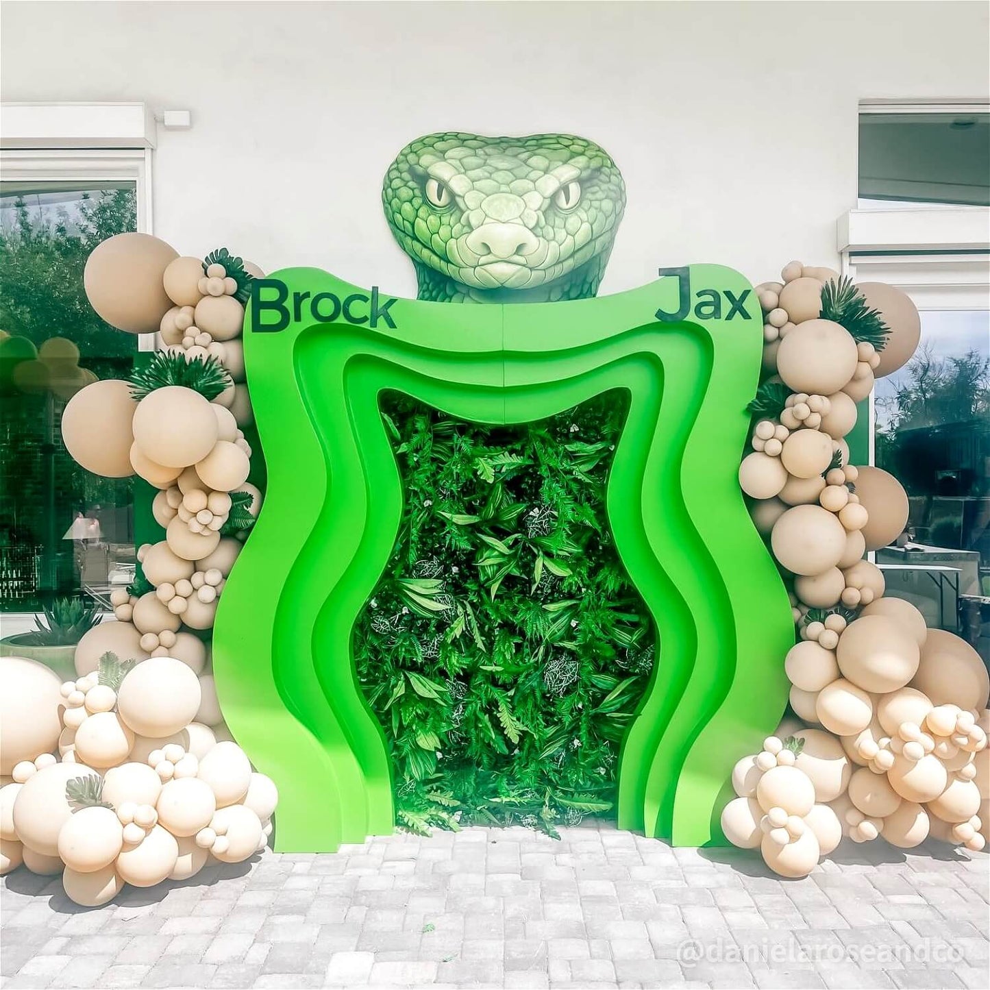 5D Green Jungle Fabric Artificial Flower Wall Party Decor Outdoor-ubackdrop