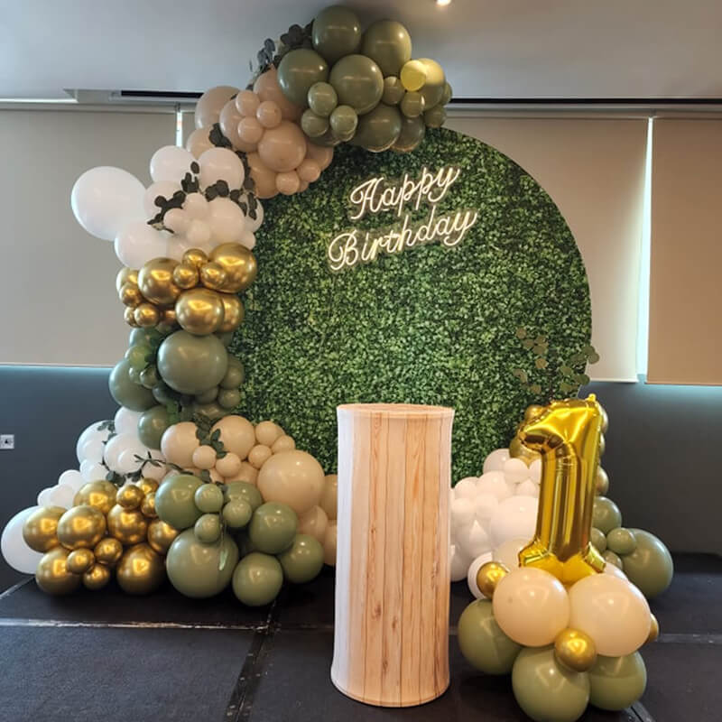 Boxwood Round Backdrop | Birthday Party Decoration-ubackdrop